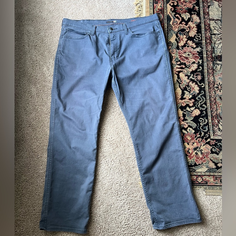 Dockers straight fit khakis 38x30 grey men’s pant